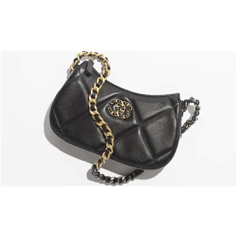 chanel classic chain purse|chanel 19 clutch with chain.